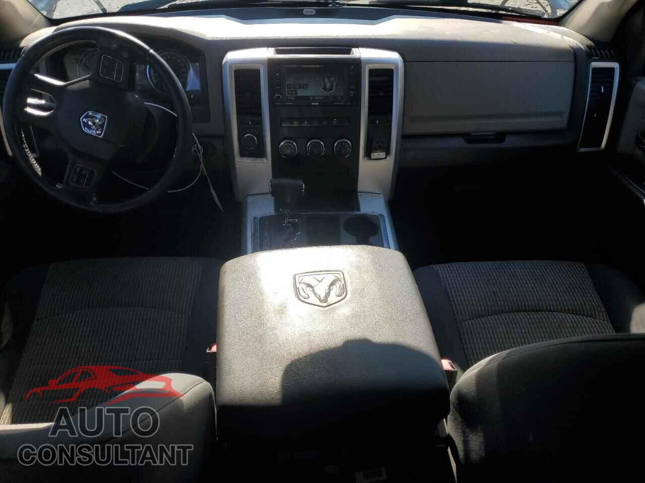 DODGE RAM 1500 2012 - 1C6RD7LT1CS285432