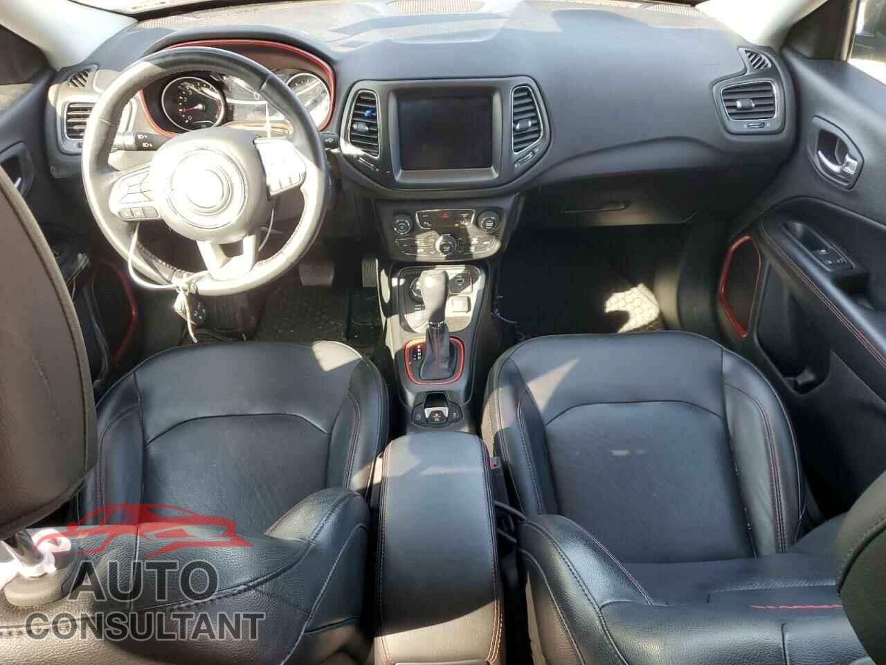 JEEP COMPASS 2018 - 3C4NJDDB7JT366872