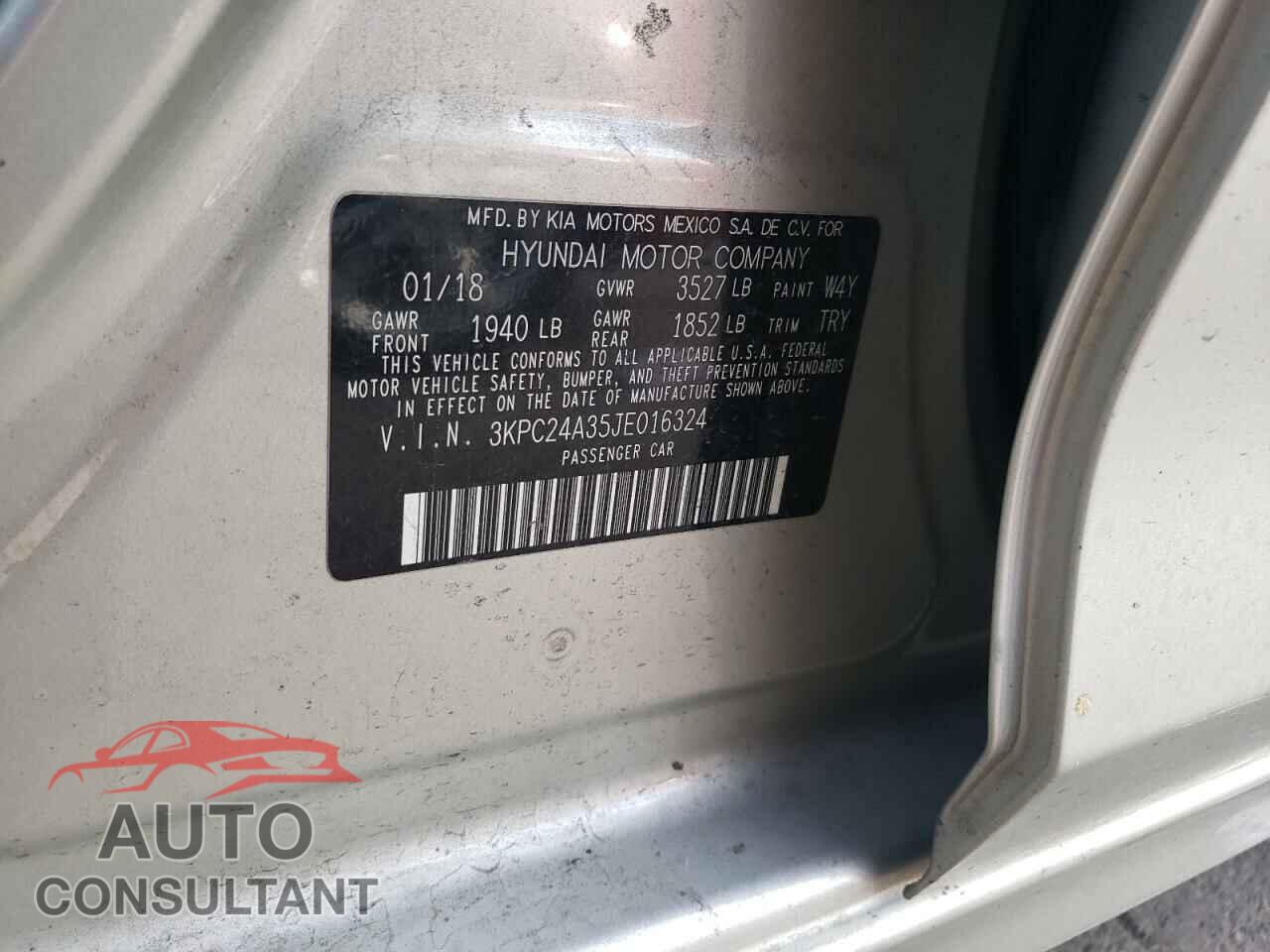 HYUNDAI ACCENT 2018 - 3KPC24A35JE016324