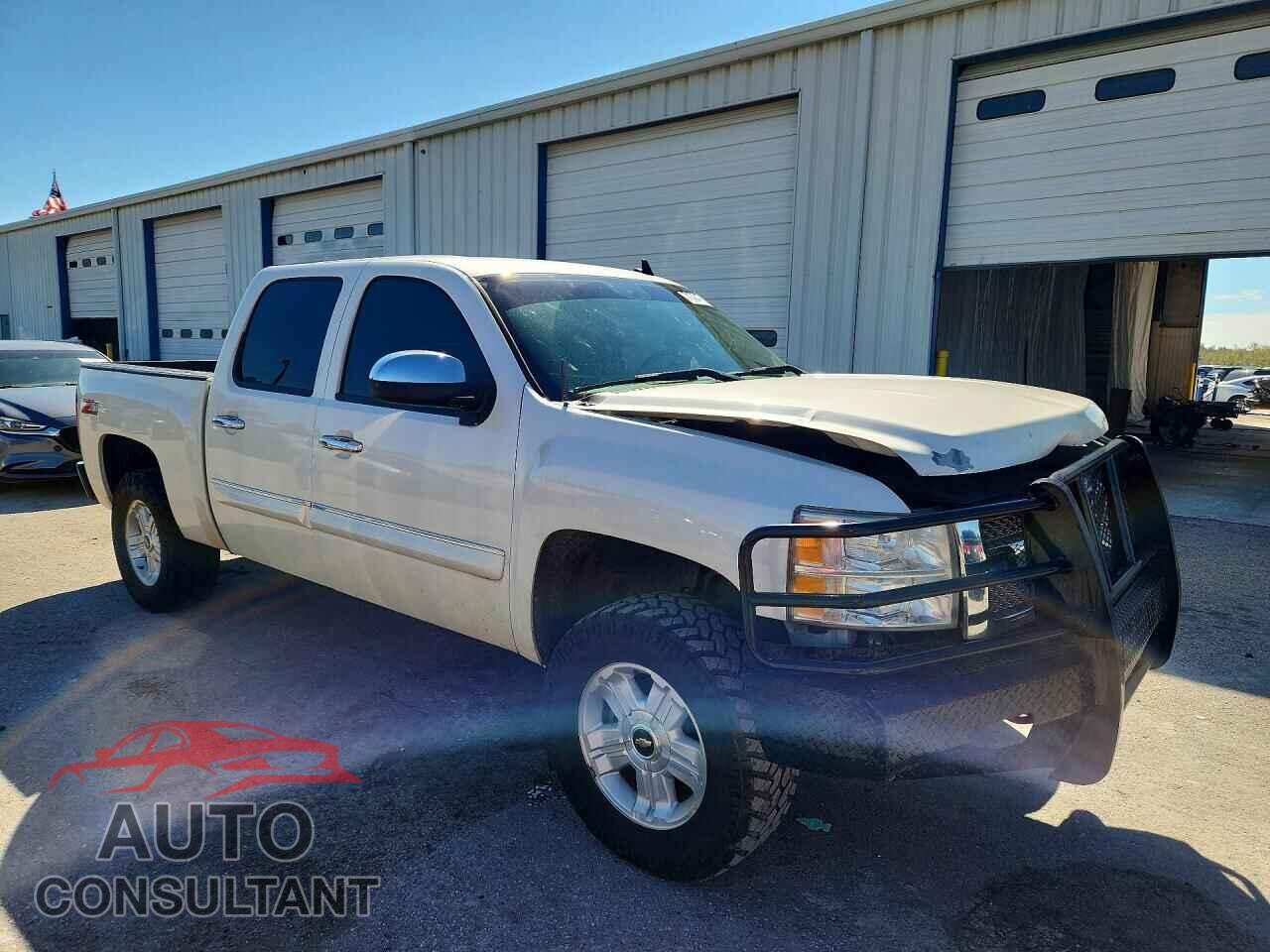 CHEVROLET SILVERADO 2013 - 3GCPCSE05DG150357