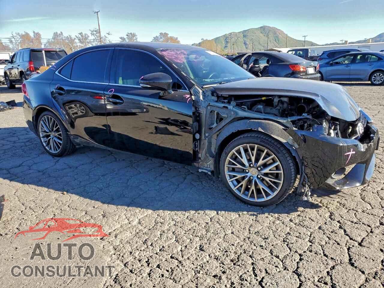 LEXUS IS 2016 - JTHBA1D23G5002117
