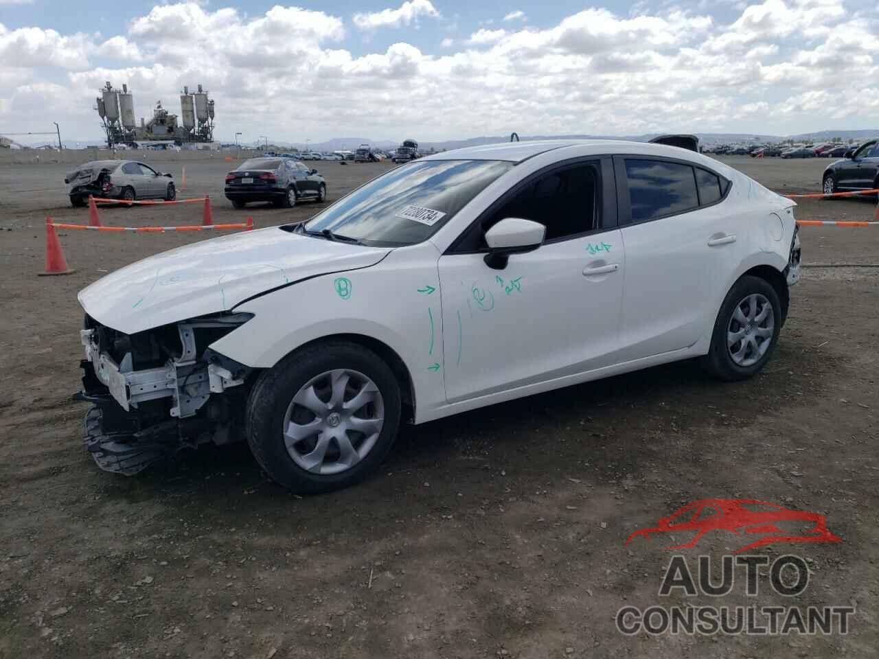 MAZDA 3 2018 - JM1BN1U78J1160839