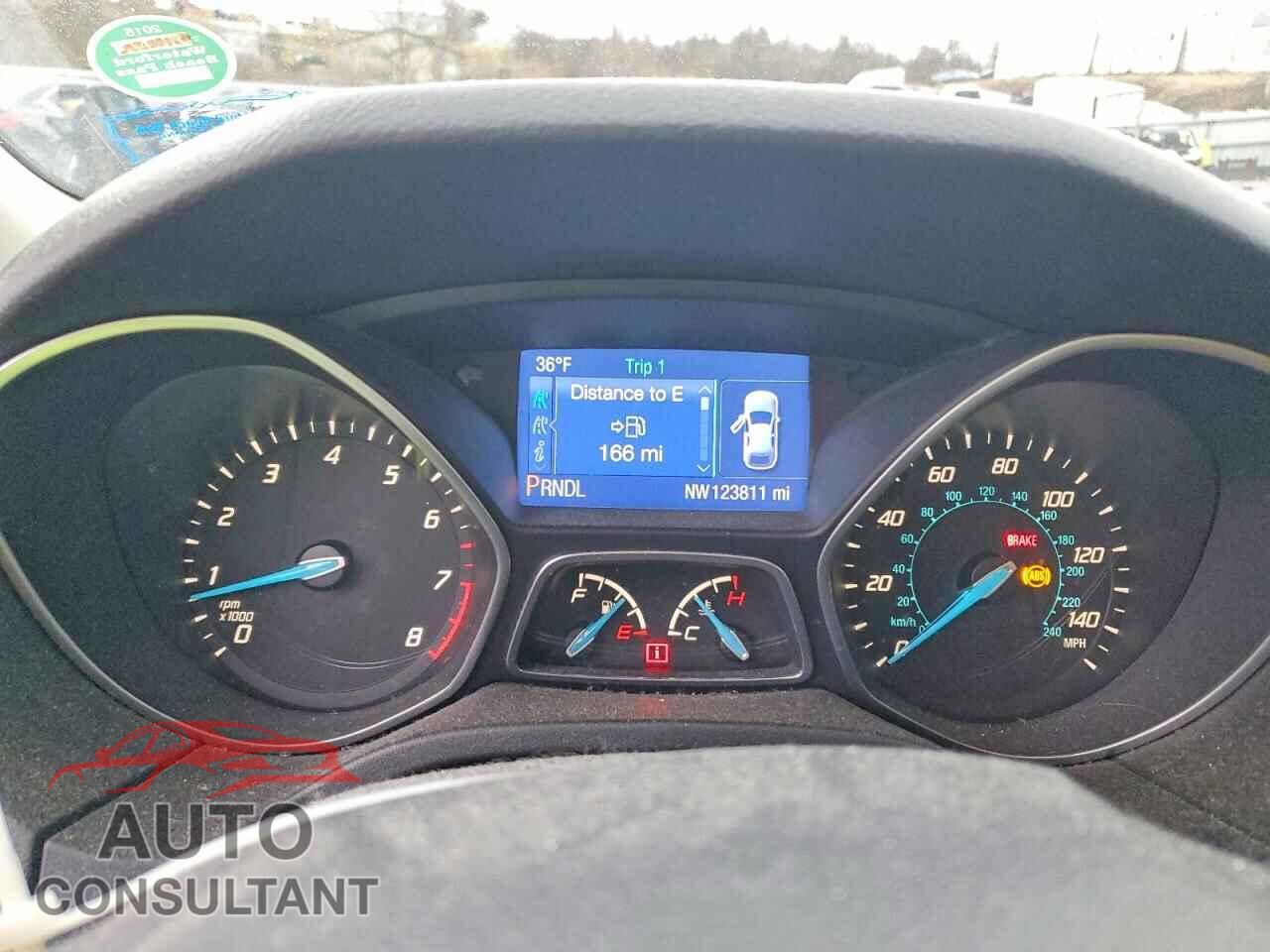 FORD FOCUS 2014 - 1FADP3K28EL188131