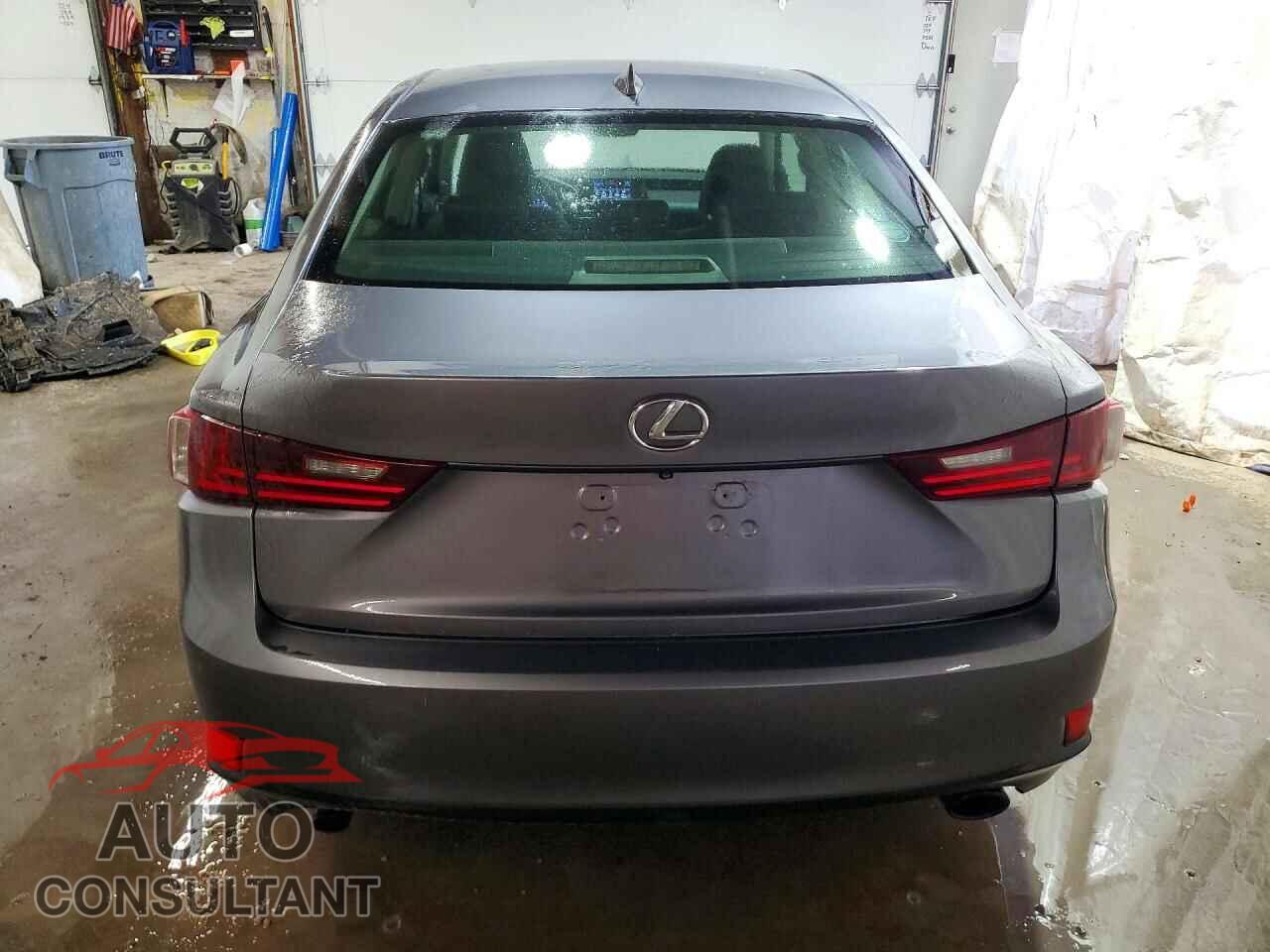 LEXUS IS 2014 - JTHCF1D26E5004589