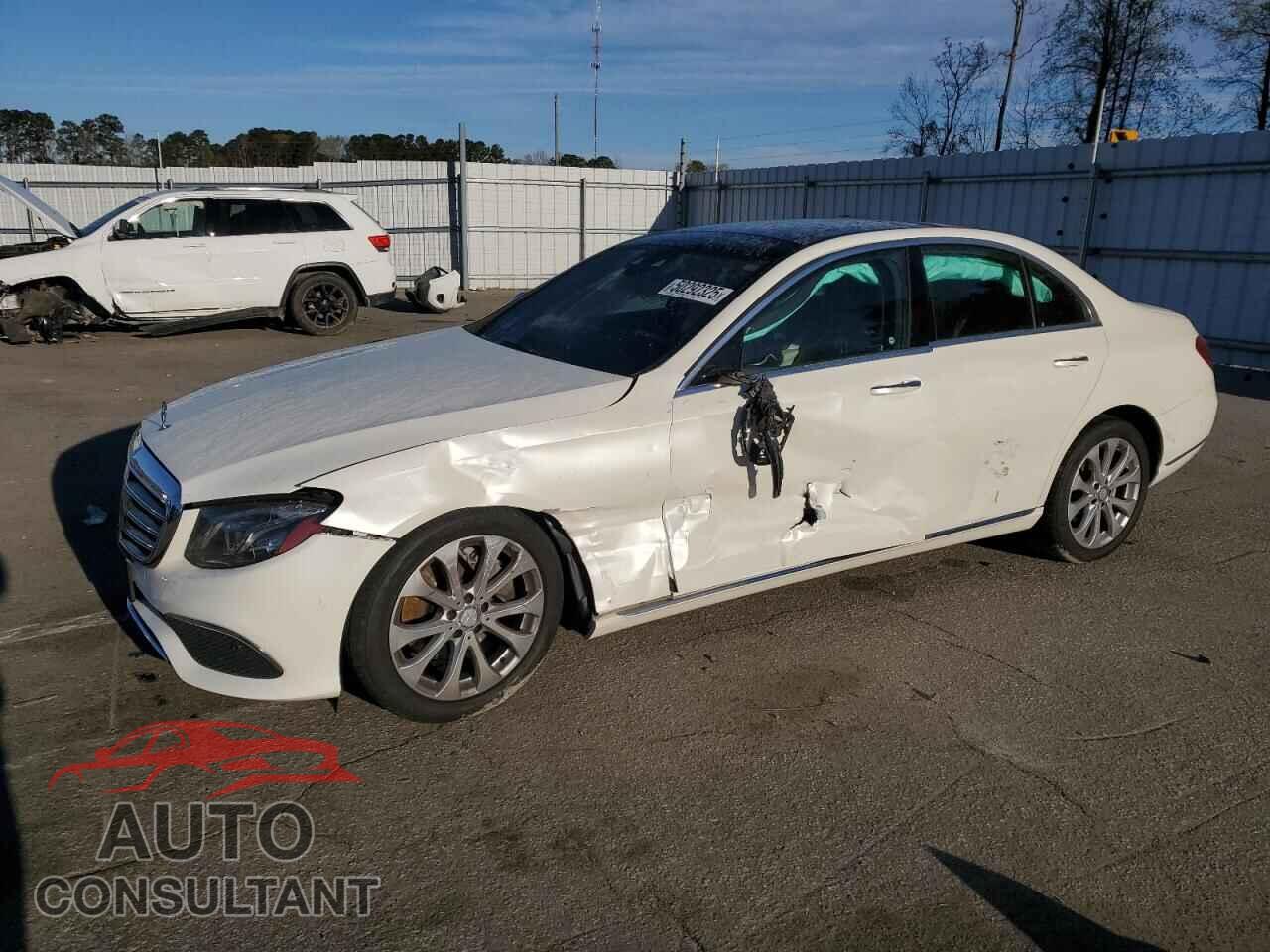 MERCEDES-BENZ E-CLASS 2017 - WDDZF4KB0HA077264