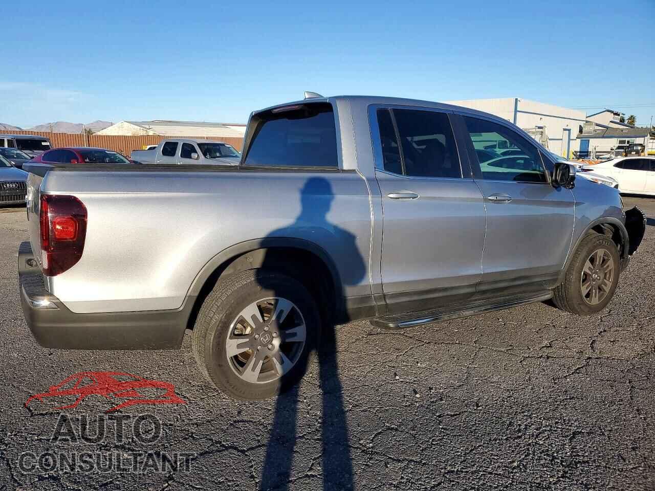 HONDA RIDGELINE 2017 - 5FPYK3F61HB002029