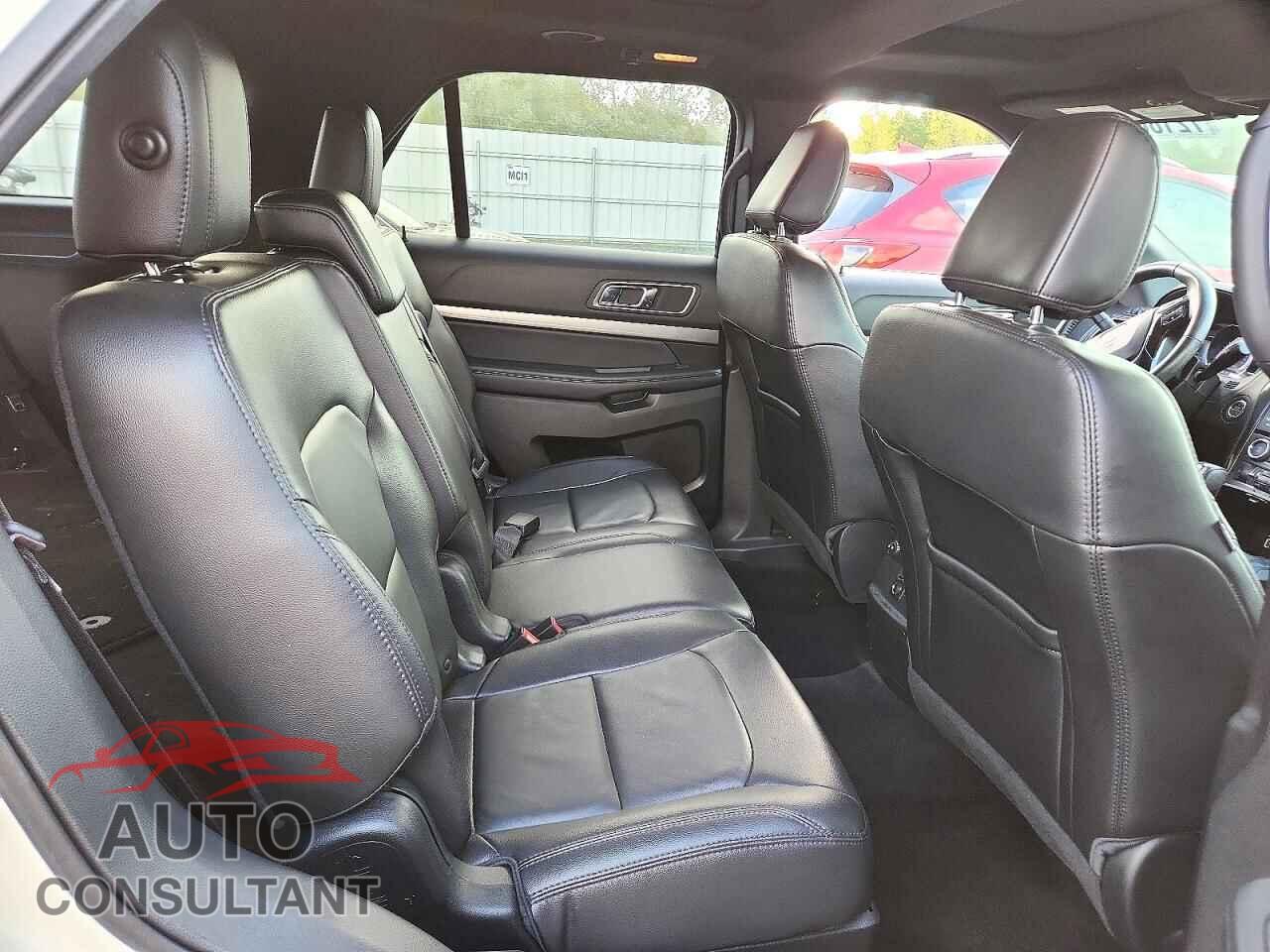 FORD EXPLORER 2018 - 1FM5K8D89JGA01392