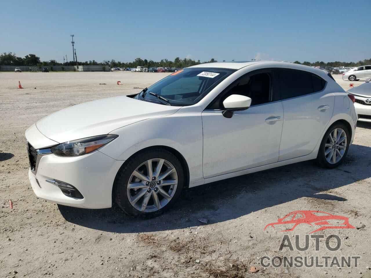 MAZDA 3 2017 - JM1BN1M32H1113703