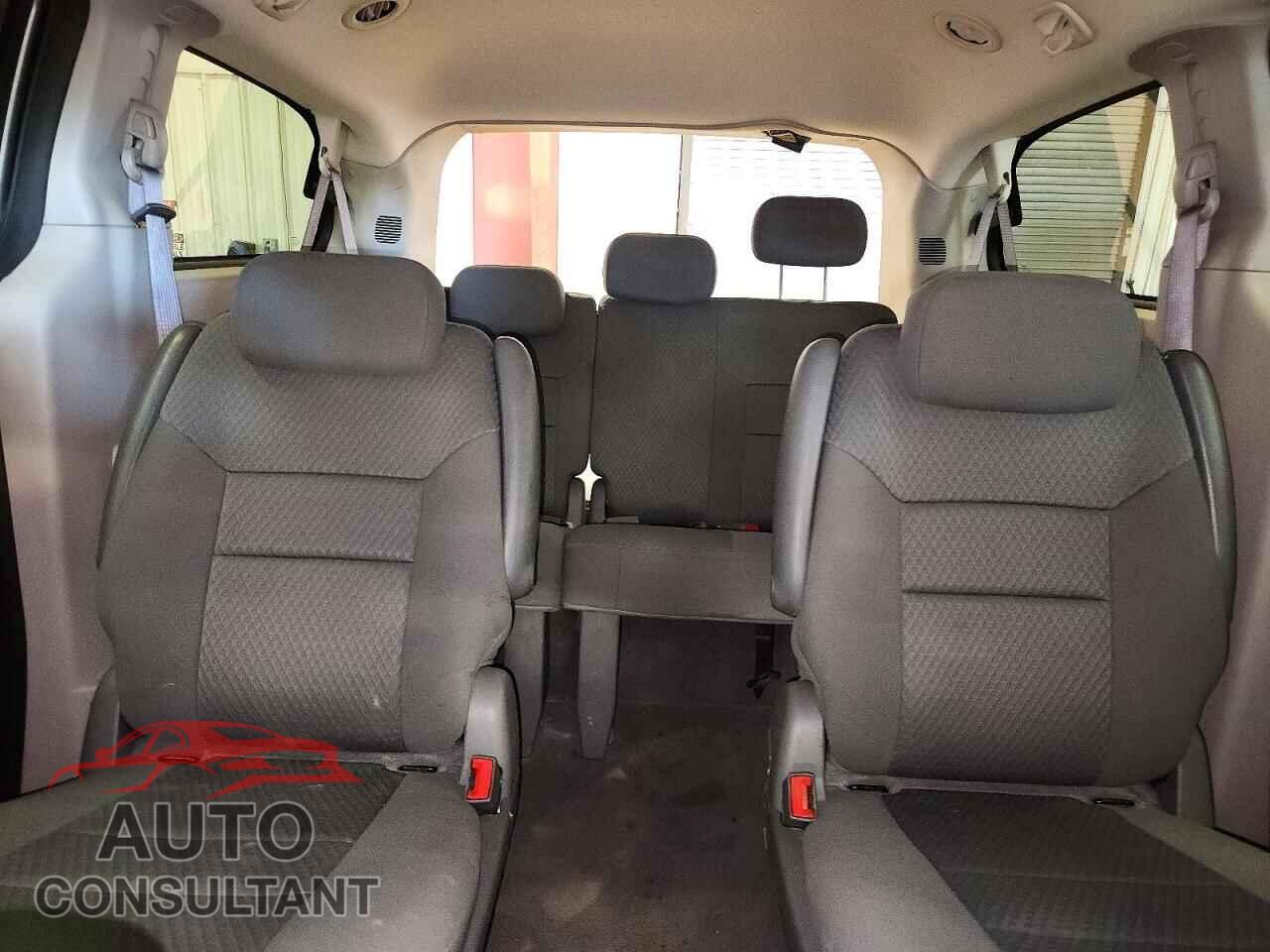 DODGE CARAVAN 2010 - 2D4RN4DE3AR379978