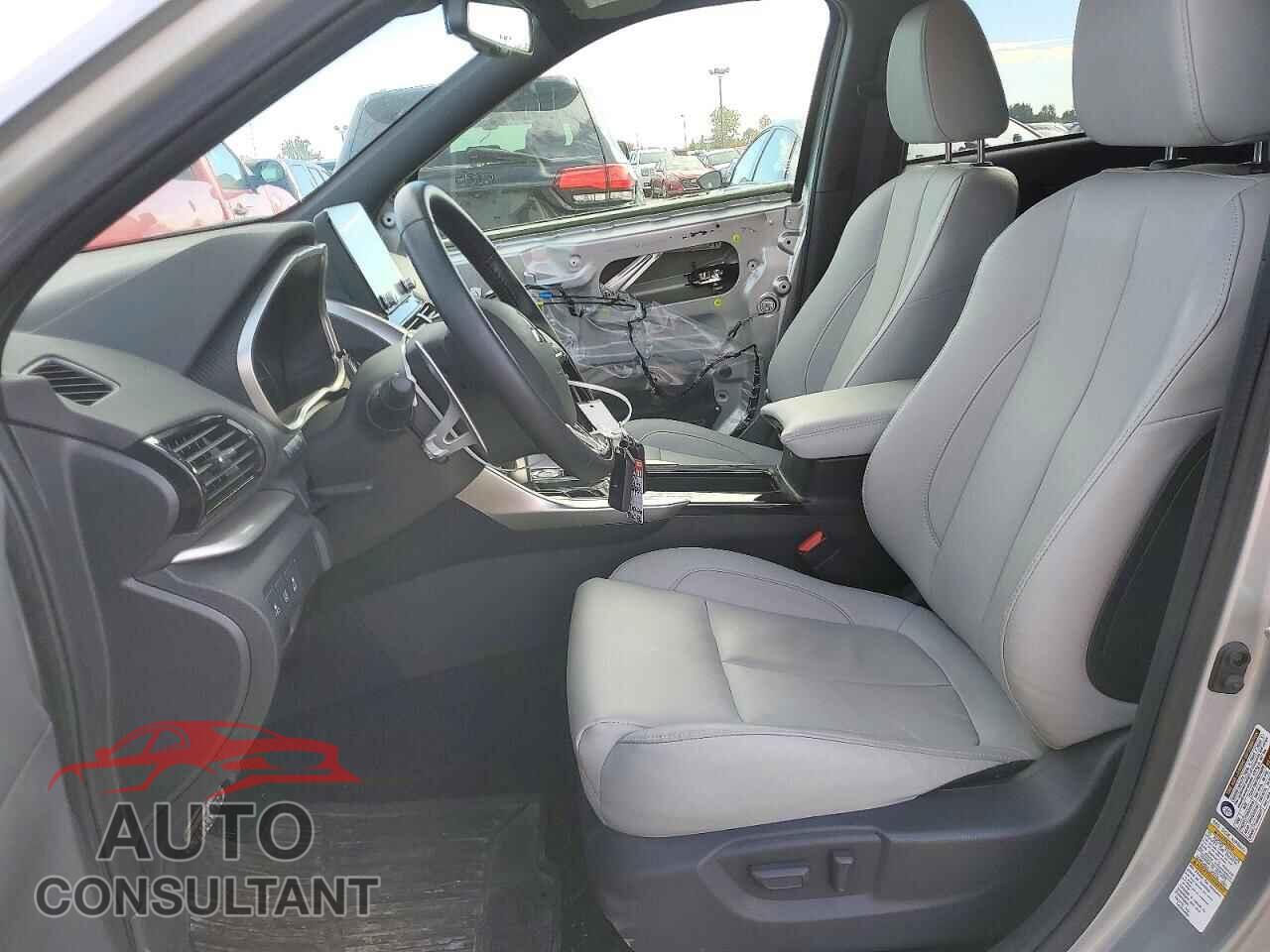 MITSUBISHI ECLIPSE 2025 - JA4ATWAA3SZ011296