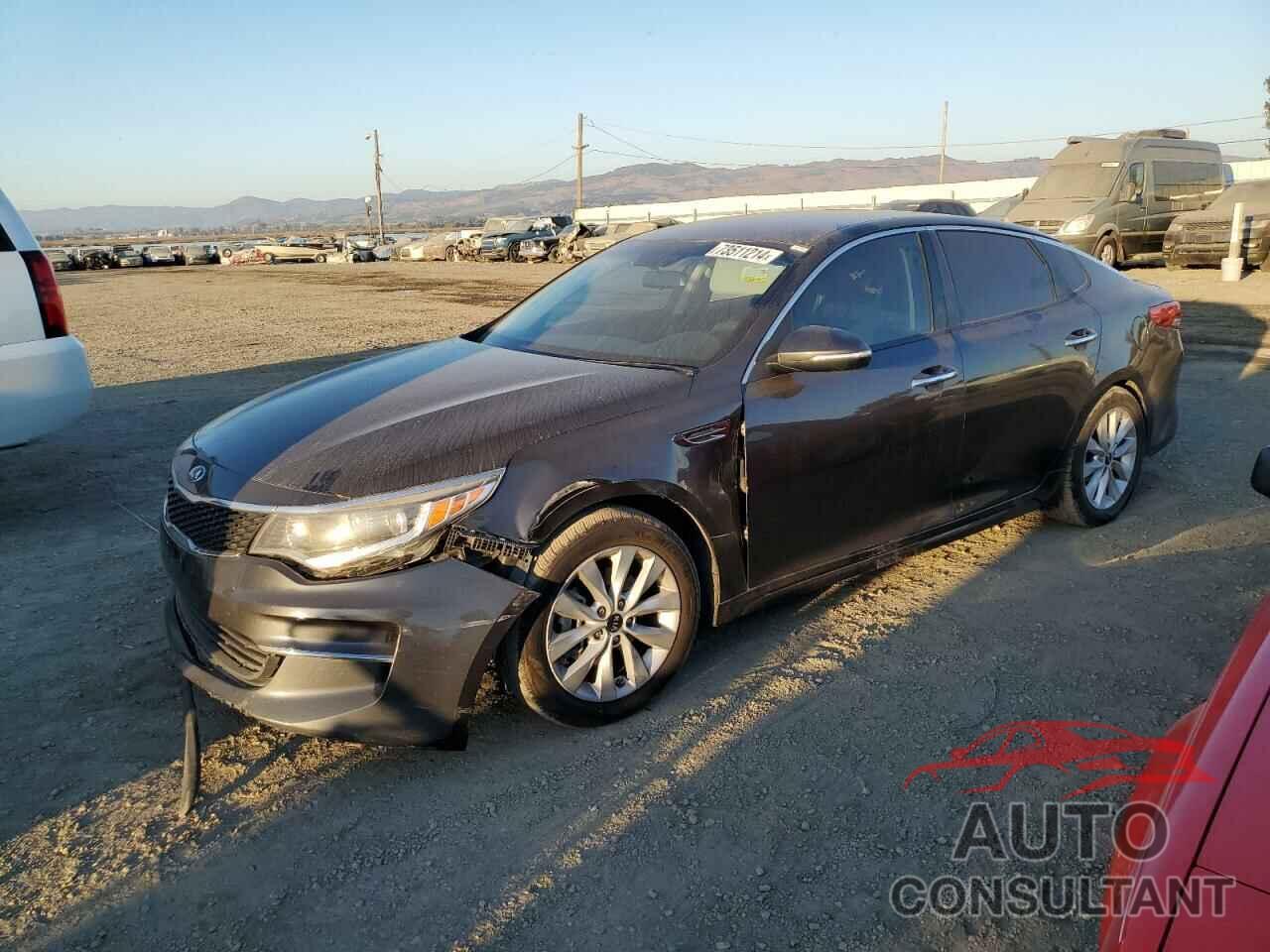 KIA OPTIMA 2017 - 5XXGT4L3XHG141171