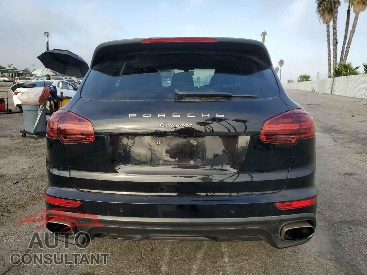 PORSCHE CAYENNE 2016 - WP1AA2A2XGLA02861
