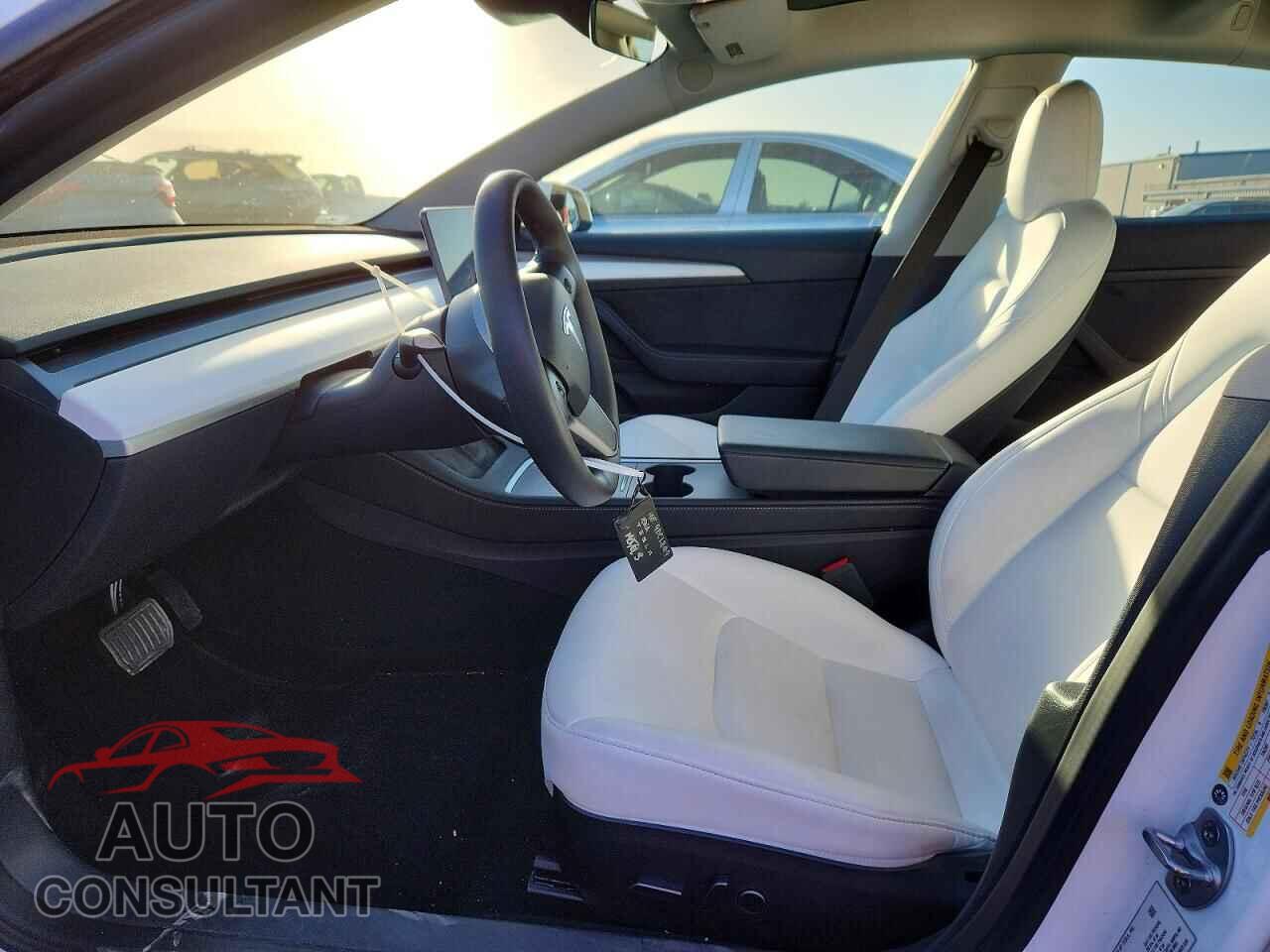 TESLA MODEL 3 2022 - 5YJ3E1EA7NF376502