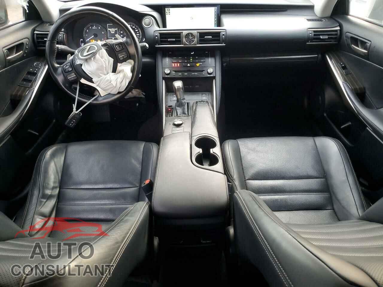 LEXUS IS 2017 - JTHCM1D29H5021168