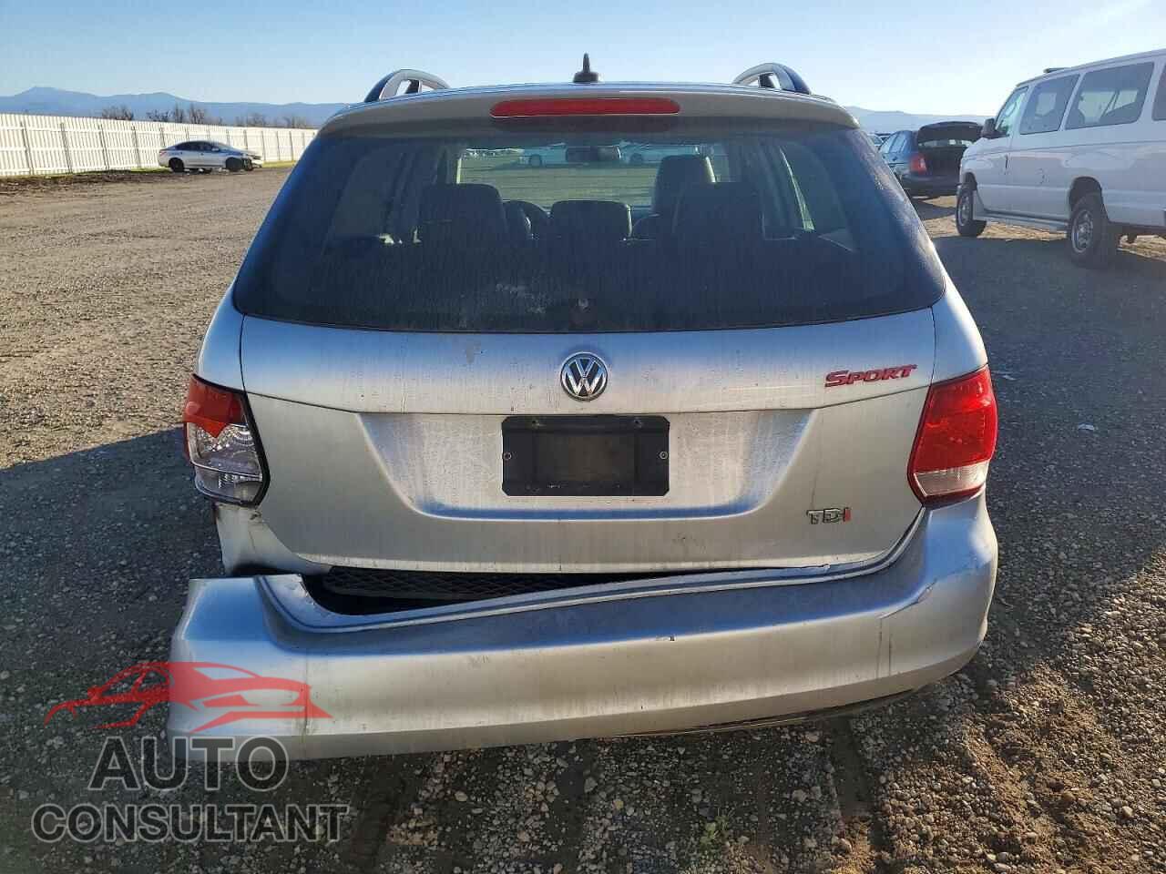 VOLKSWAGEN JETTA 2014 - 3VWPL7AJ8EM628251