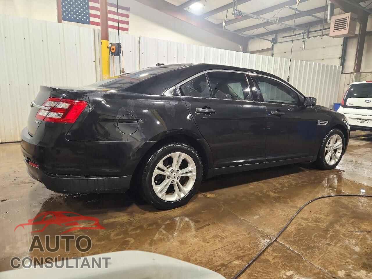 FORD TAURUS 2013 - 1FAHP2E80DG106086