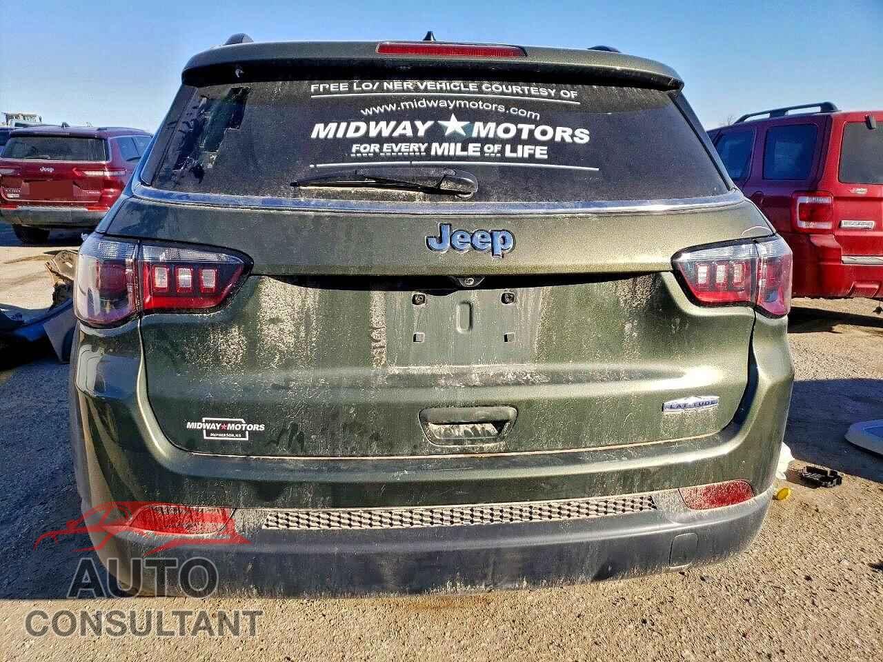 JEEP COMPASS 2018 - 3C4NJCBB2JT140784