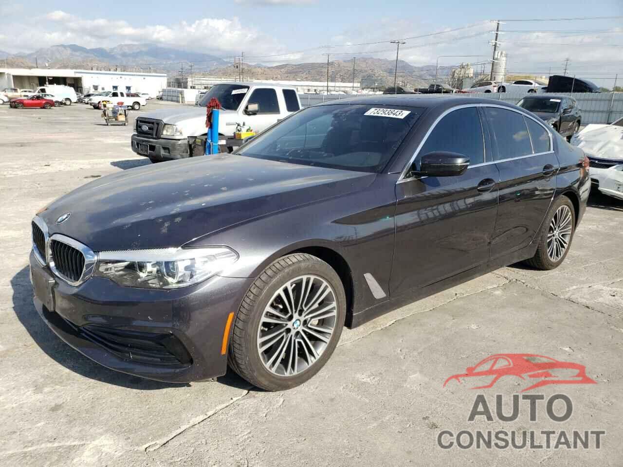 BMW 5 SERIES 2019 - WBAJA5C59KWW02317