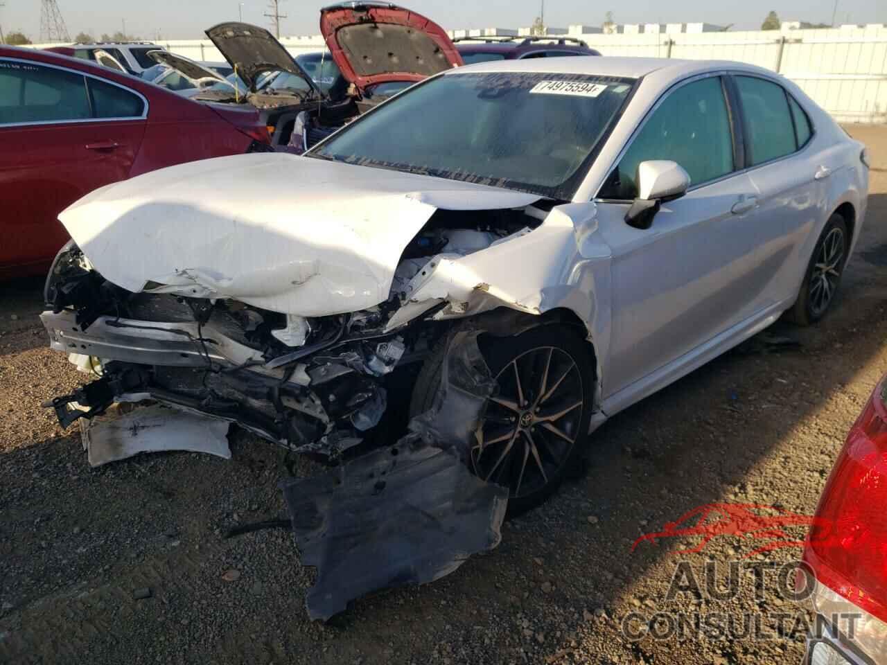 TOYOTA CAMRY 2021 - 4T1G11AK3MU521208