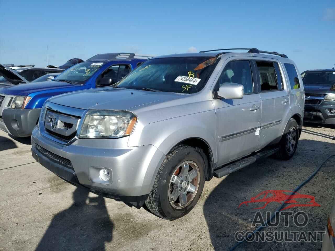 HONDA PILOT 2011 - 5FNYF3H90BB047846