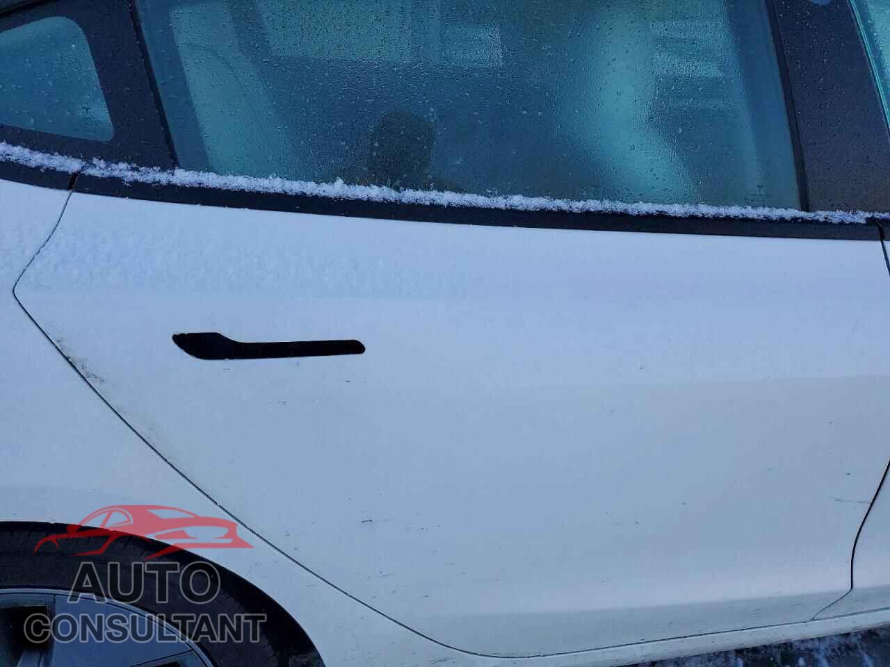 TESLA MODEL 3 2021 - 5YJ3E1EA2MF093195