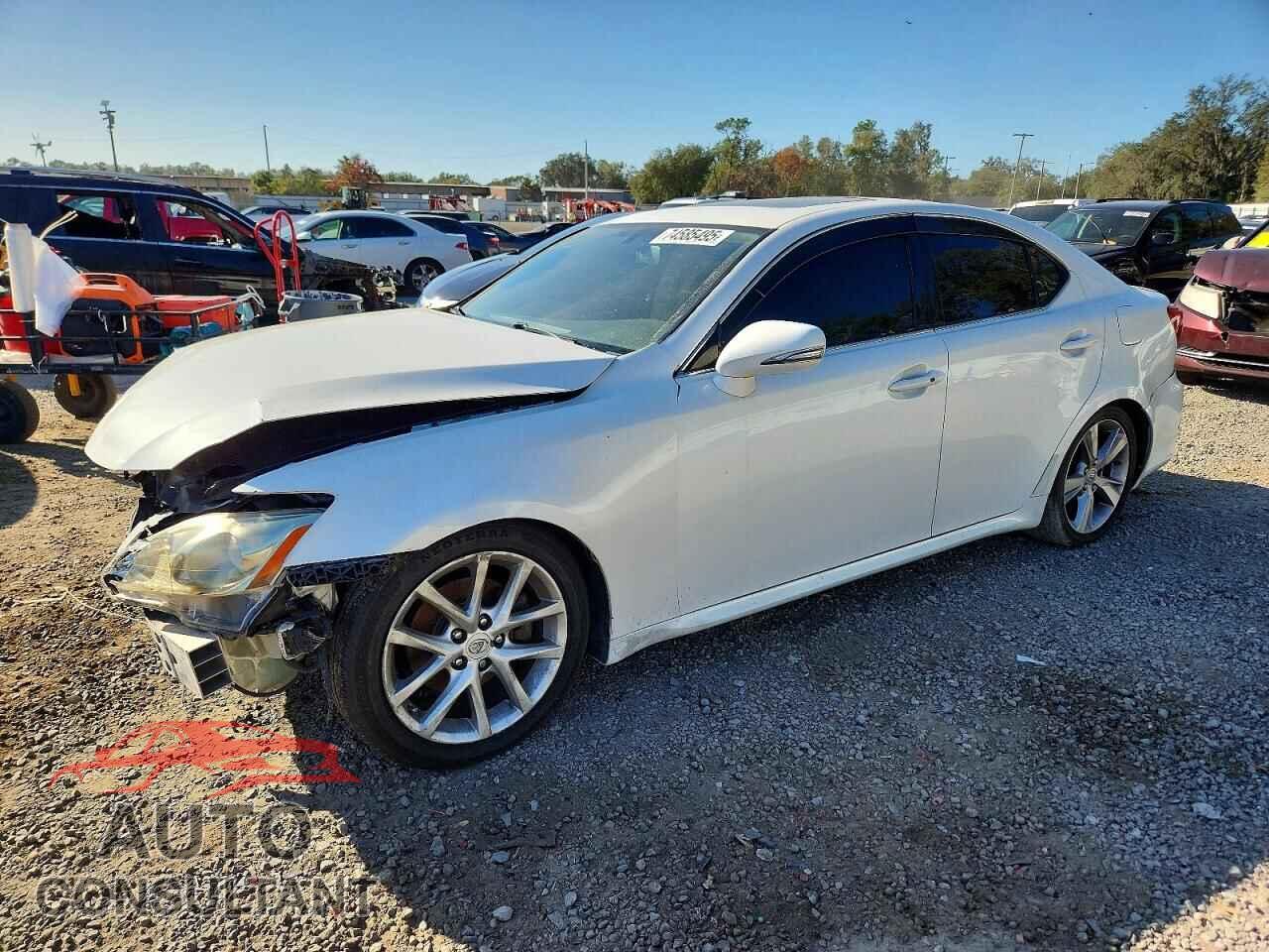 LEXUS IS 2011 - JTHCF5C20B5048978