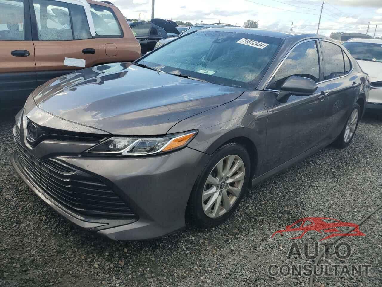 TOYOTA CAMRY 2019 - 4T1B11HK1KU175592