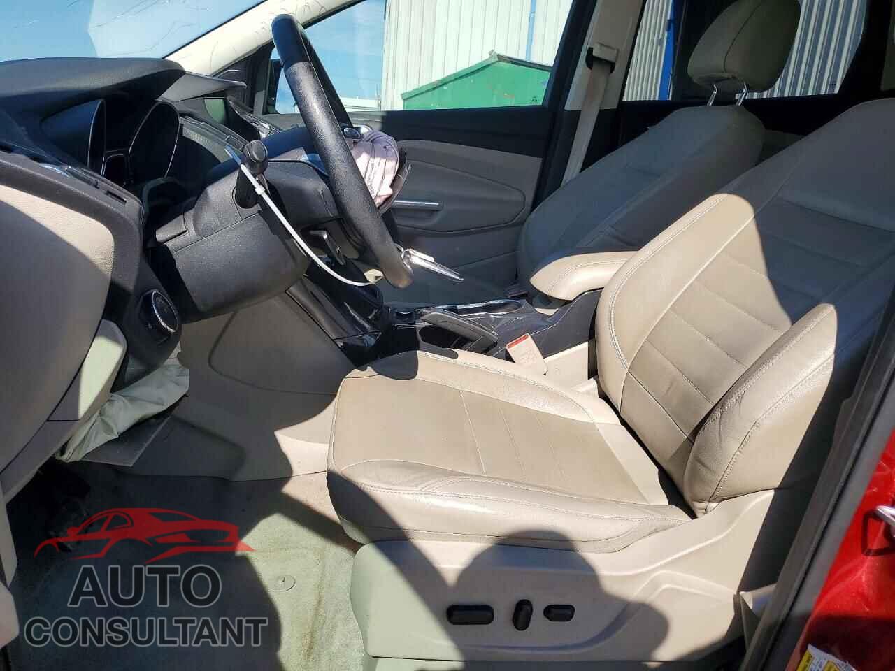 FORD ESCAPE 2014 - 1FMCU0J90EUC07627