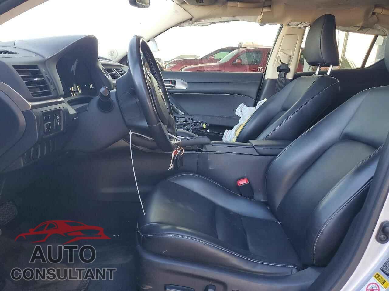 LEXUS CT 200 2014 - JTHKD5BH3E2193123