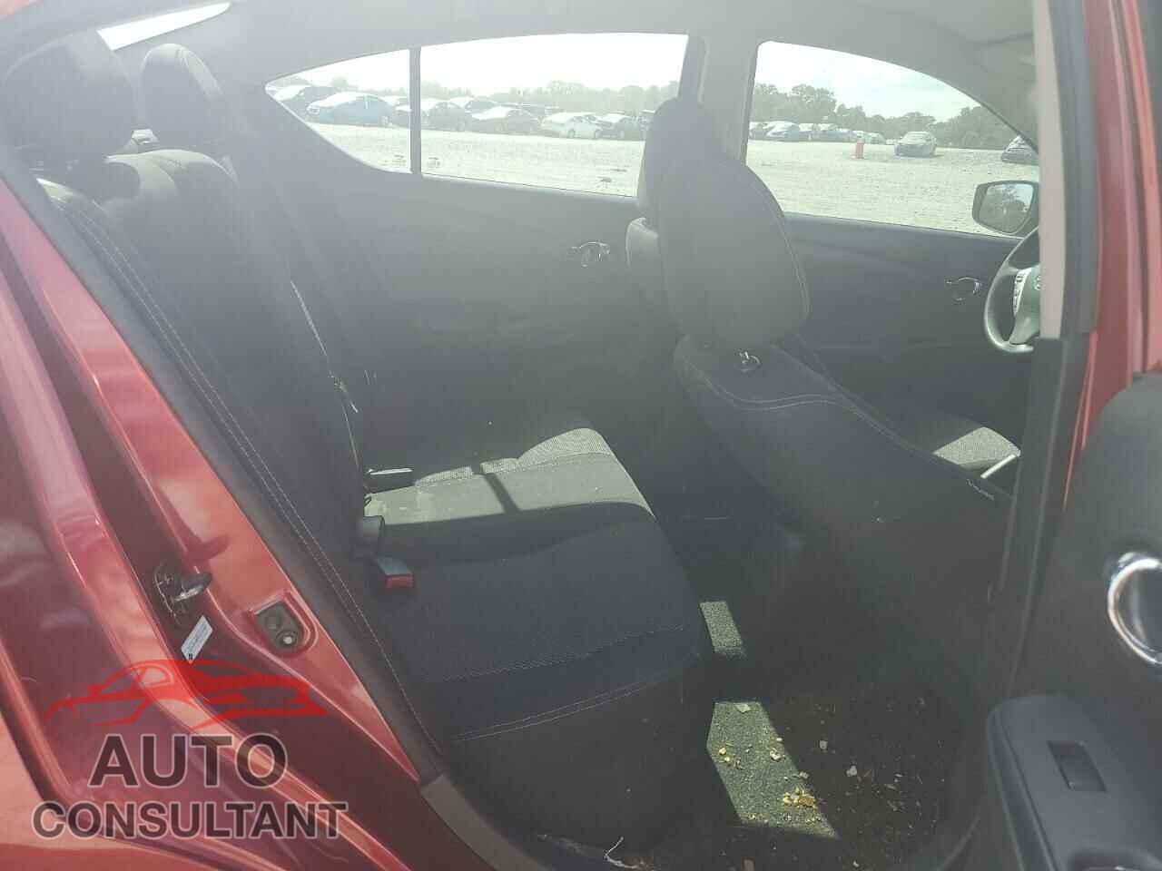 NISSAN VERSA 2019 - 3N1CN7AP3KL816700