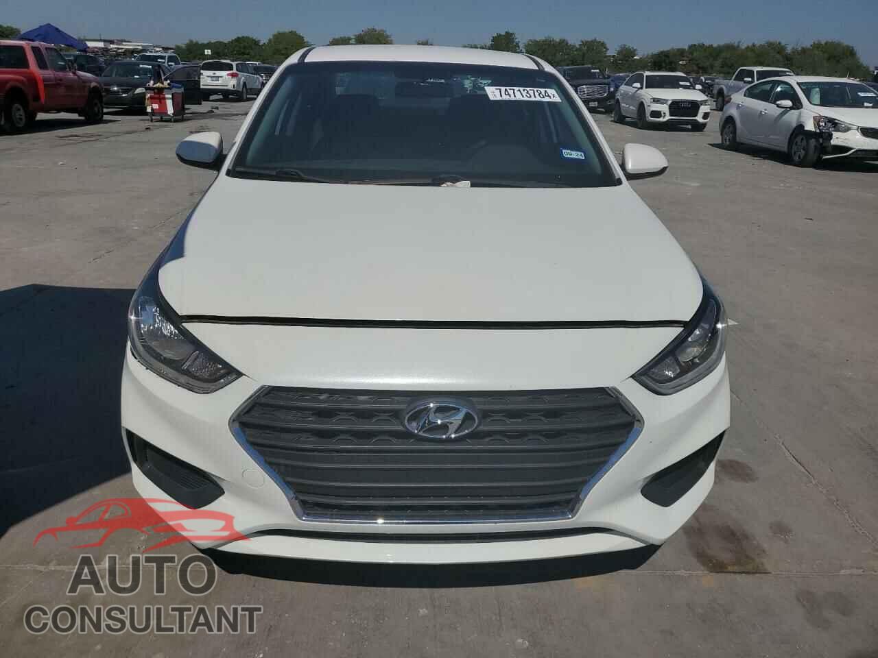 HYUNDAI ACCENT 2018 - 3KPC24A30JE028560