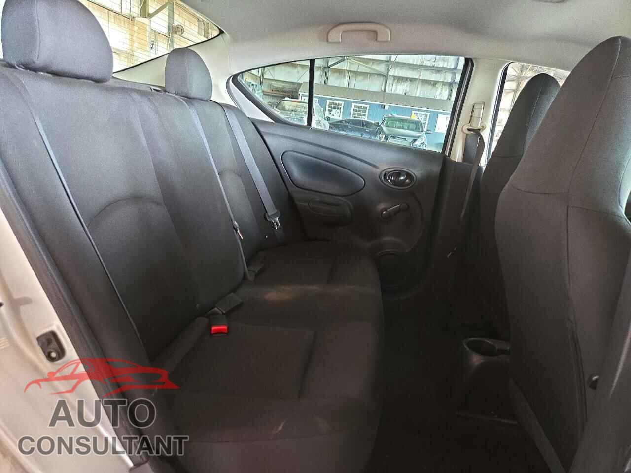 NISSAN VERSA 2017 - 3N1CN7AP3HL827057