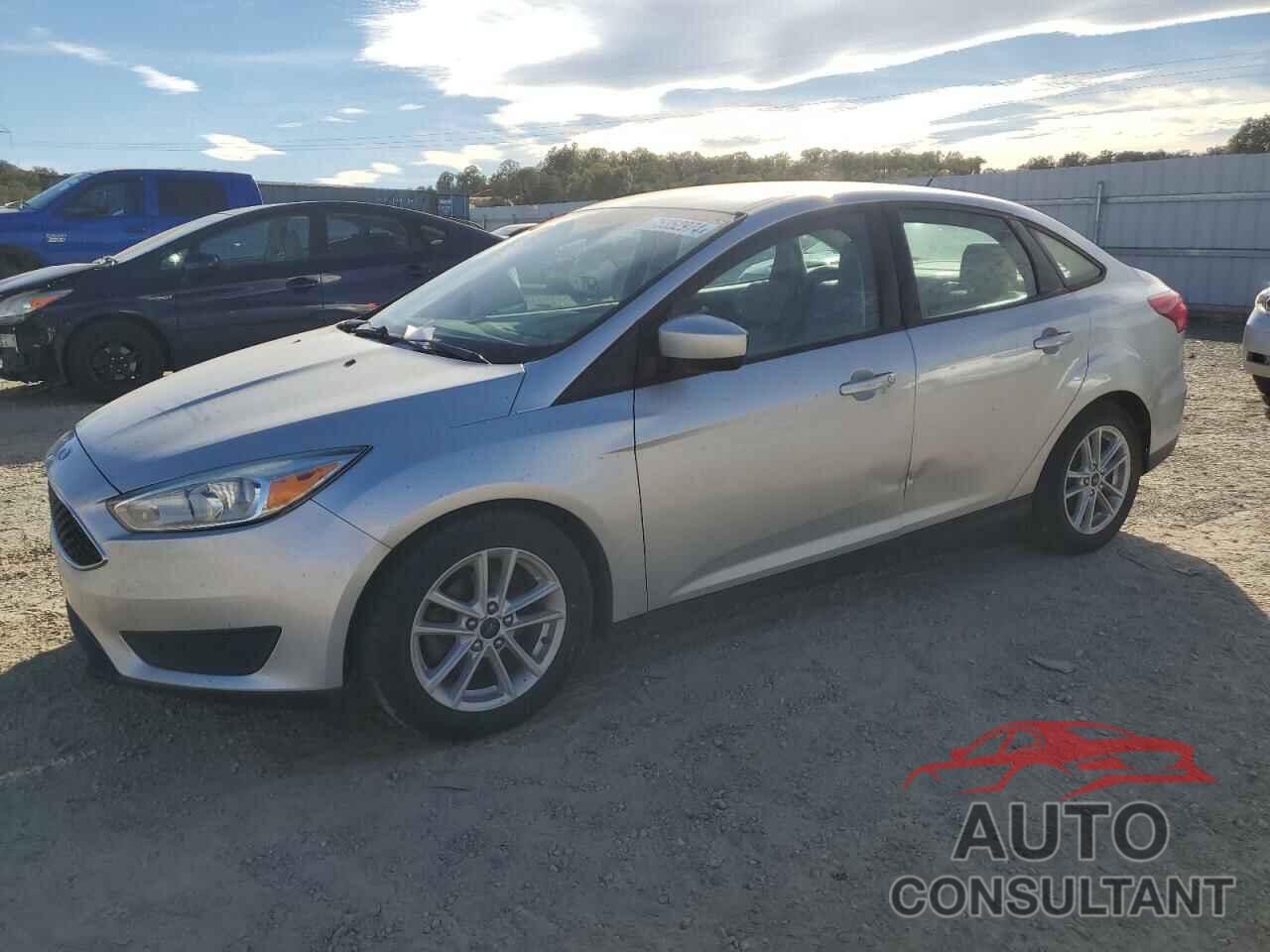 FORD FOCUS 2018 - 1FADP3F26JL252638