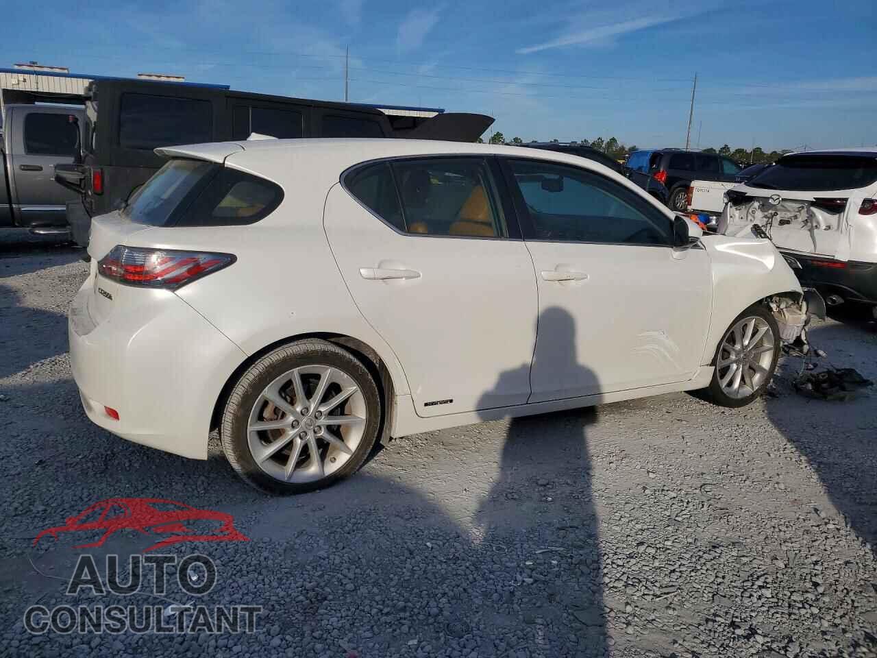 LEXUS CT 200 2012 - JTHKD5BH3C2120198