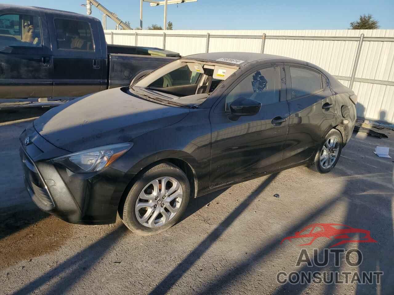 TOYOTA YARIS 2017 - 3MYDLBYV6HY191673