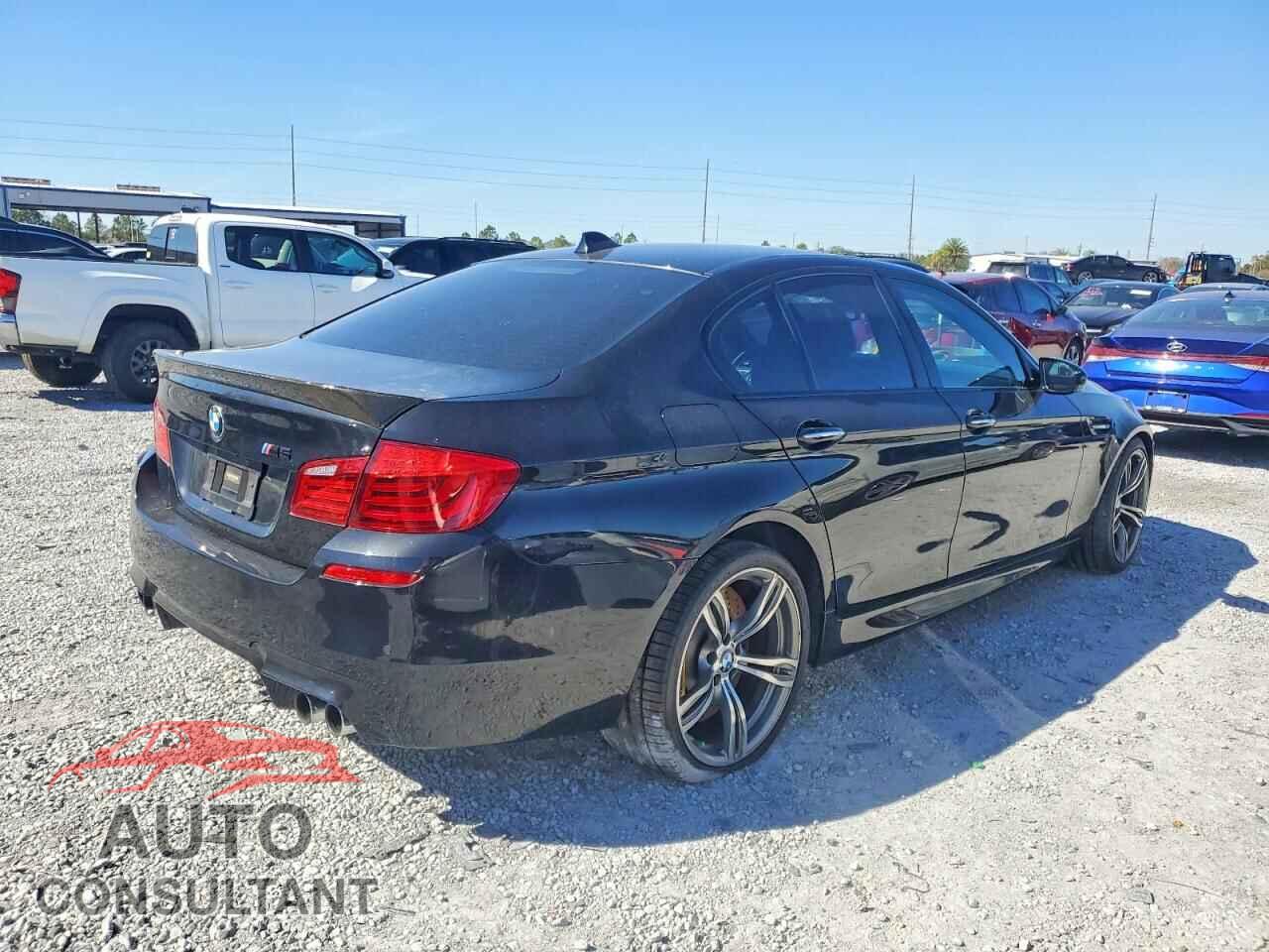 BMW M5 2013 - WBSFV9C50DD096551