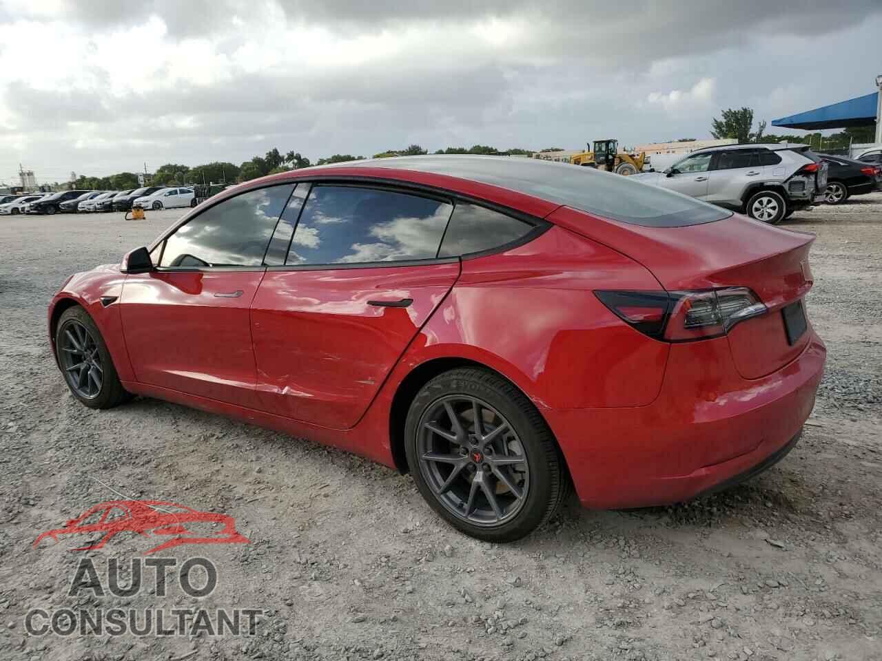 TESLA MODEL 3 2021 - 5YJ3E1EA2MF077773