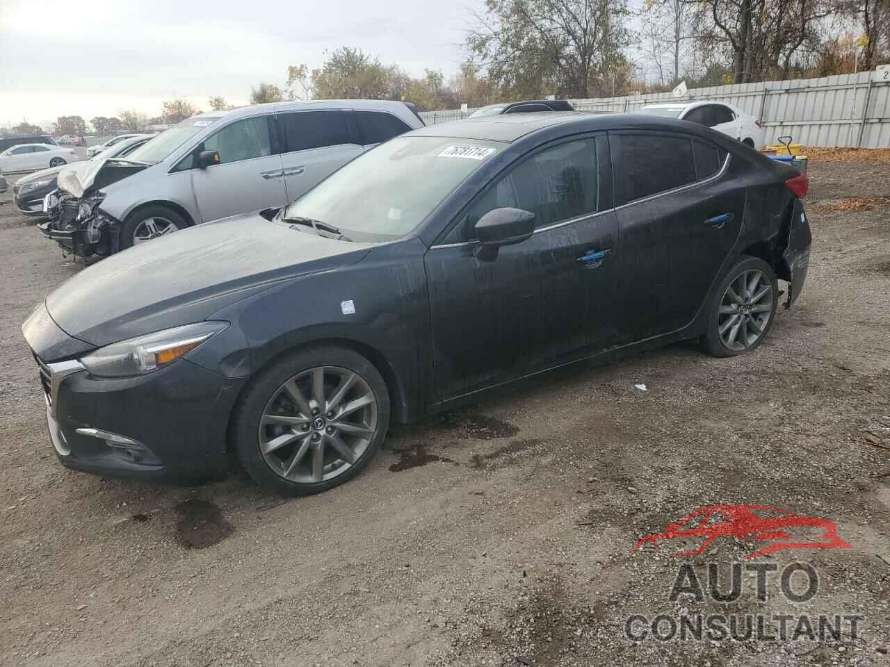 MAZDA 3 2018 - 3MZBN1W37JM196354
