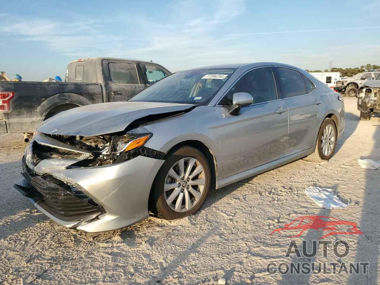 TOYOTA CAMRY 2019 - 4T1B11HK6KU784872