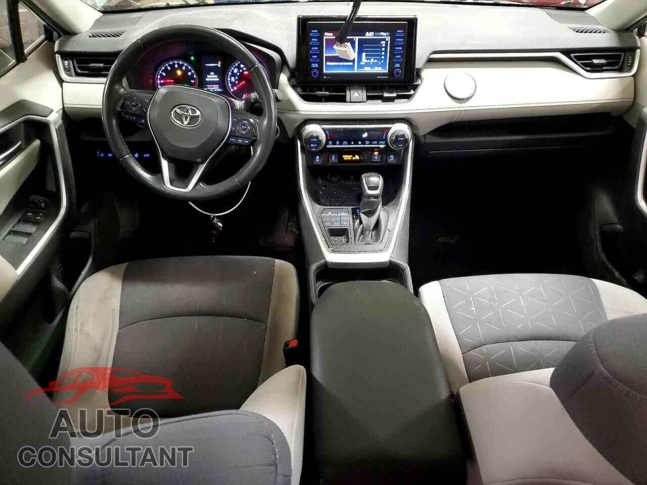 TOYOTA RAV4 2021 - JTMP1RFV3MD074949