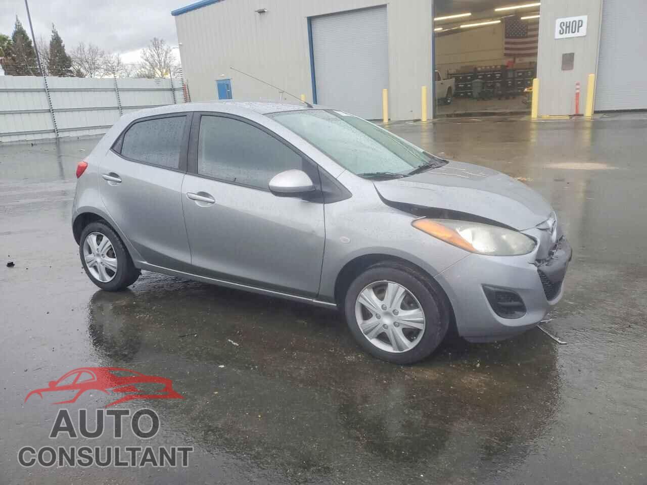 MAZDA 2 2014 - JM1DE1KY5E0179316