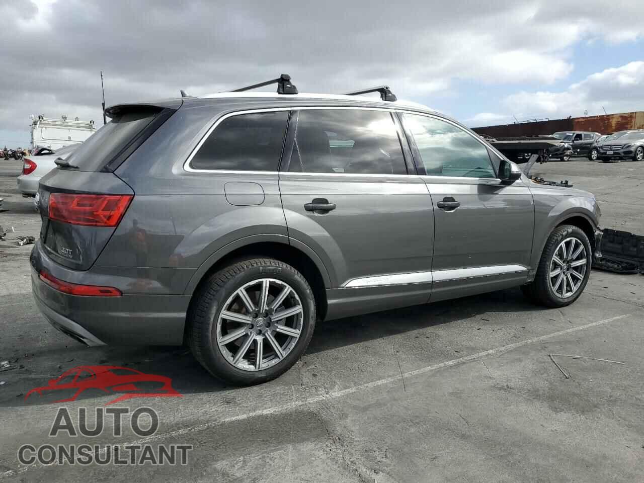 AUDI Q7 2018 - WA1VABF77JD036629