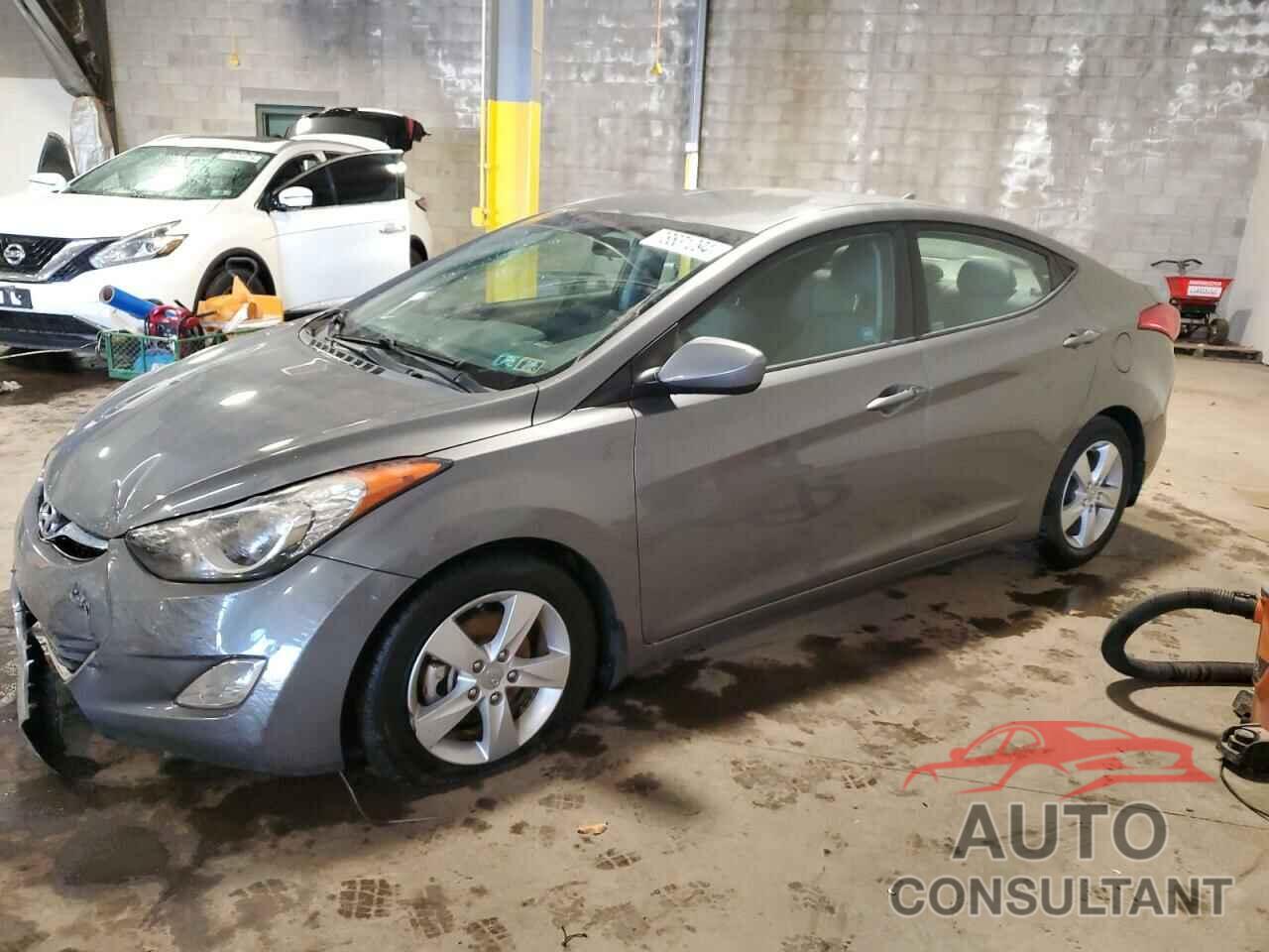 HYUNDAI ELANTRA 2013 - 5NPDH4AE0DH432494