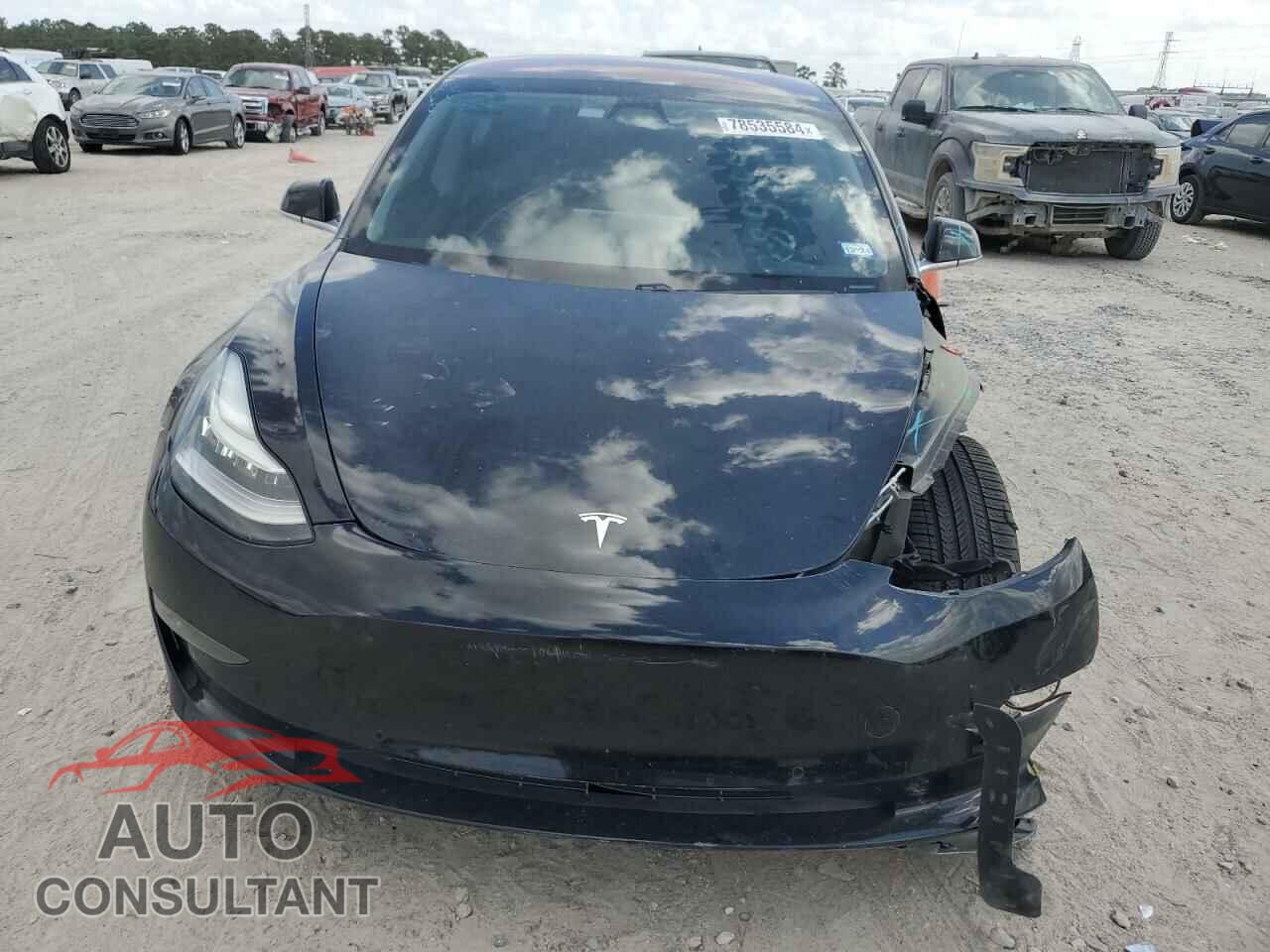 TESLA MODEL 3 2018 - 5YJ3E1EA4JF122854