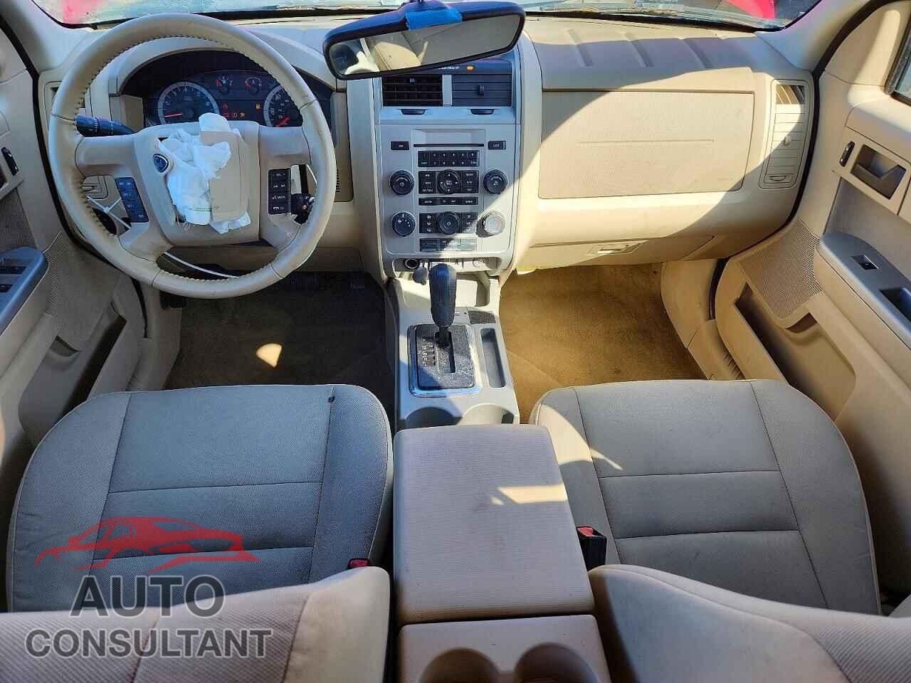FORD ESCAPE 2011 - 1FMCU0DG0BKA93789