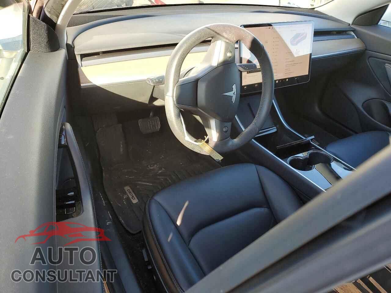 TESLA MODEL 3 2019 - 5YJ3E1EB1KF408316