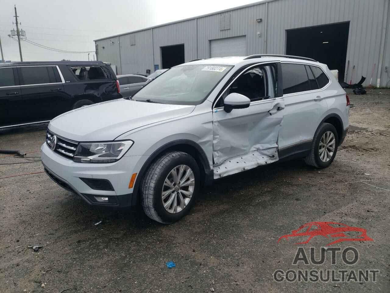 VOLKSWAGEN TIGUAN 2018 - 3VV3B7AX2JM024618