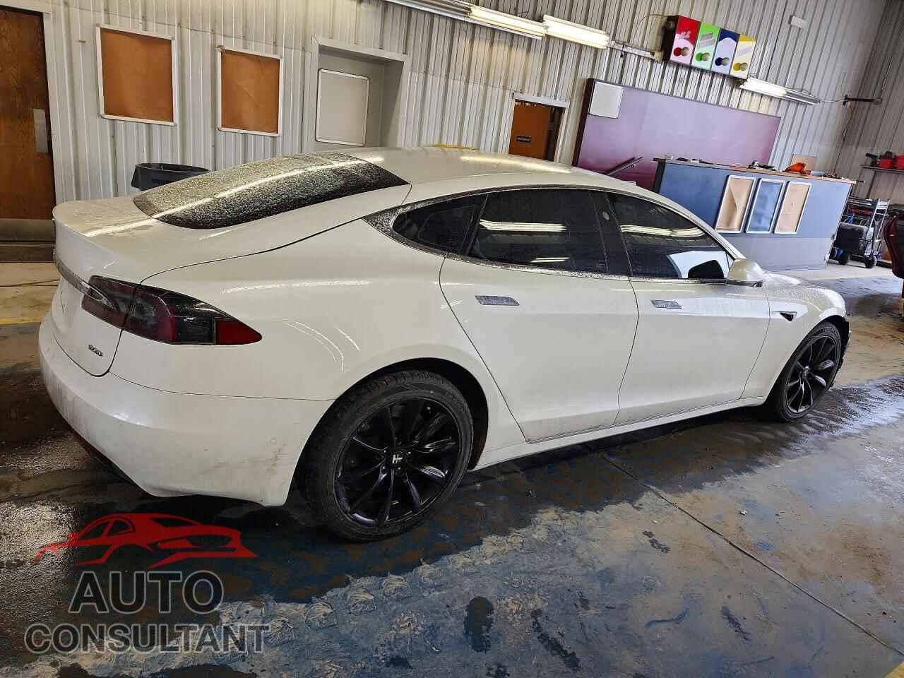 TESLA MODEL S 2017 - 5YJSA1E27HF190561