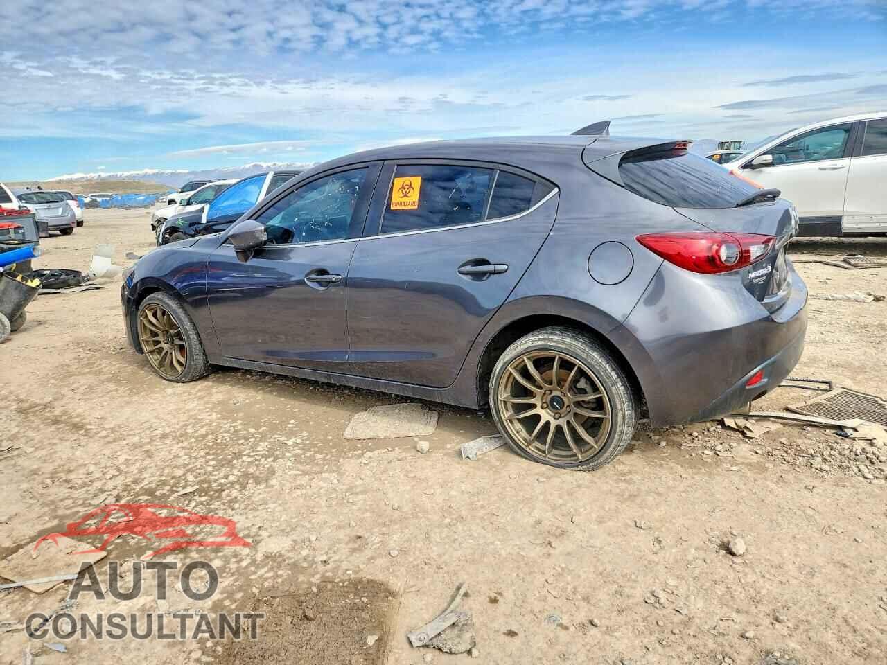 MAZDA 3 2016 - JM1BM1M76G1341868
