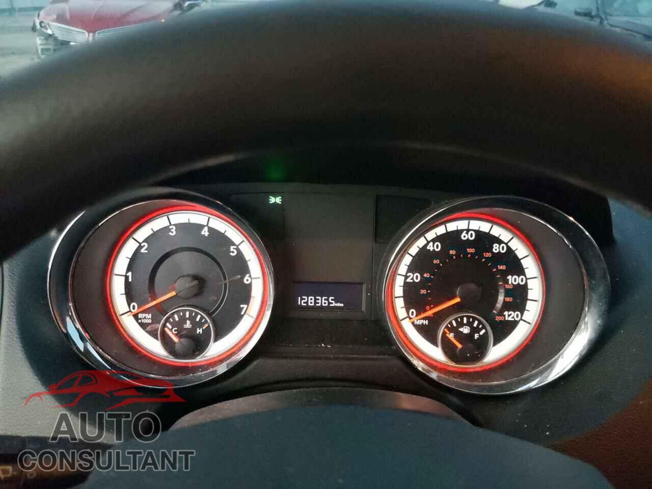 DODGE CARAVAN 2011 - 2D4RN3DG2BR608597